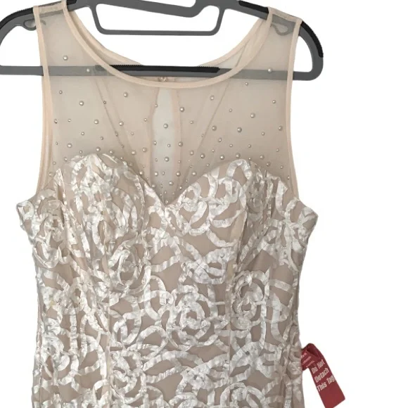 NEW WITH TAG Ignite Evenings gowns size 12 - Picture 4 of 6